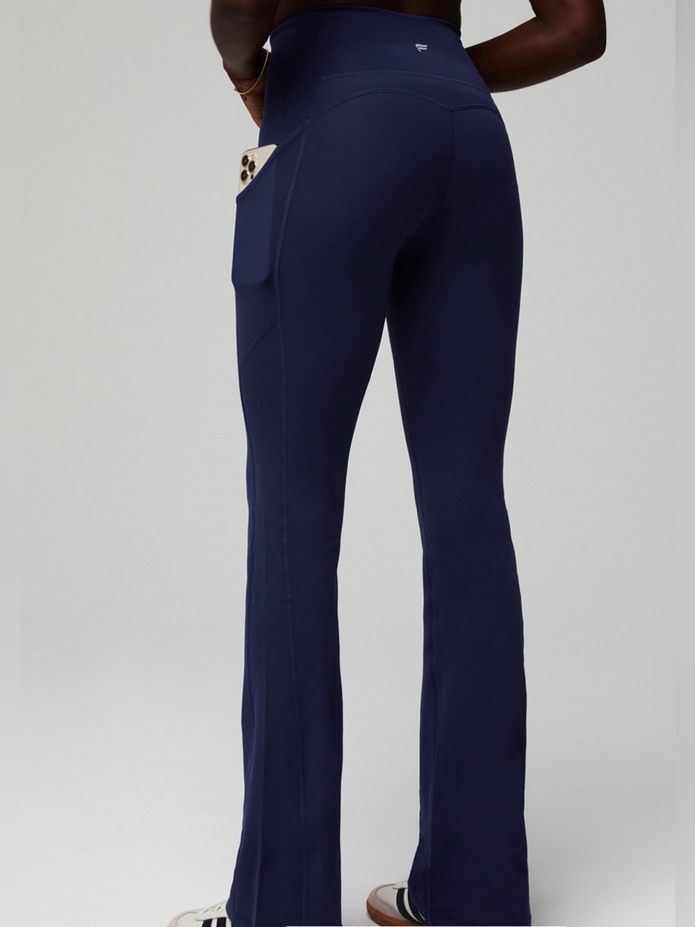 Fabletics High Waisted Flare Leggings Deep Navy Blue Side Pockets Women’s XL